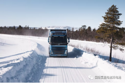 極地新探索 沃爾沃氫燃料電池卡車與鐵路運輸的協同創新